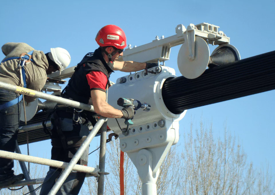 Verdun Garonne suspension bridge - cohestrand technology